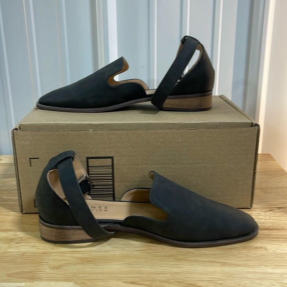 Shoes - Journee Collection Womens Shoes Size 11